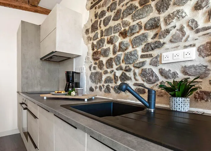 Maison De * Fréjus