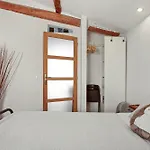 Maison De *