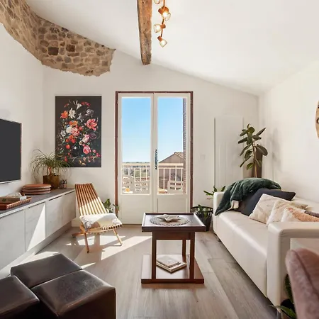 بيت للعطل Maison De *