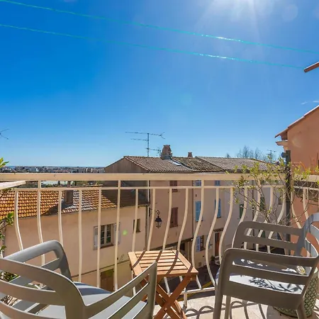 Semesterbostad Maison De *