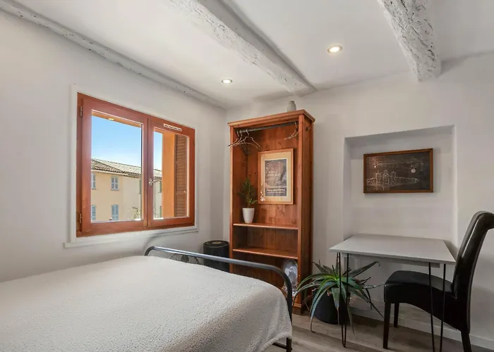 Maison De Holiday home